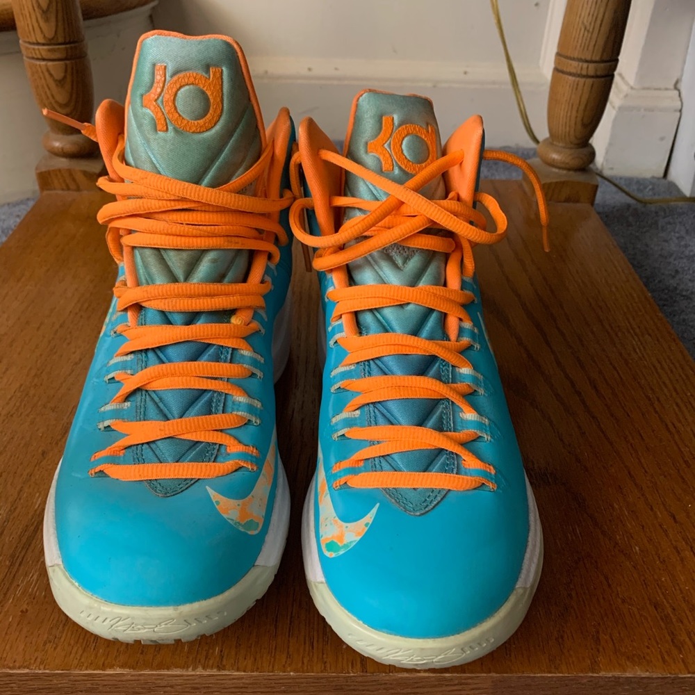 KD V Easter Men’s Size 8